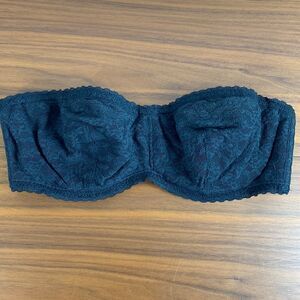 Victoria’s Secret black strapless lace unlined bra size L